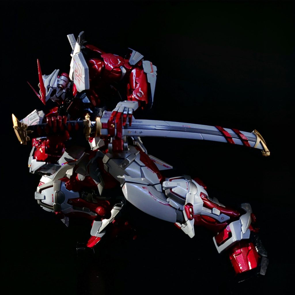 HIRMガンダムアストレイ レッドフレーム フライトユニット–3枚目/制作者：Ventall