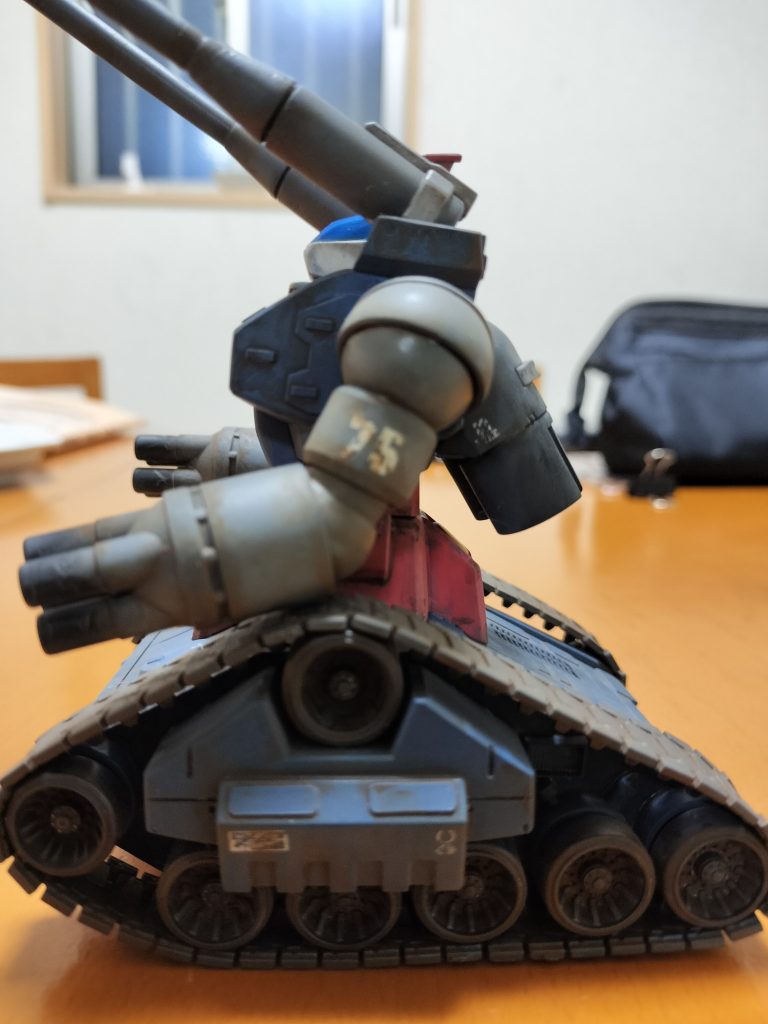 ガンタンク–3枚目/制作者：んがちゅちゅ