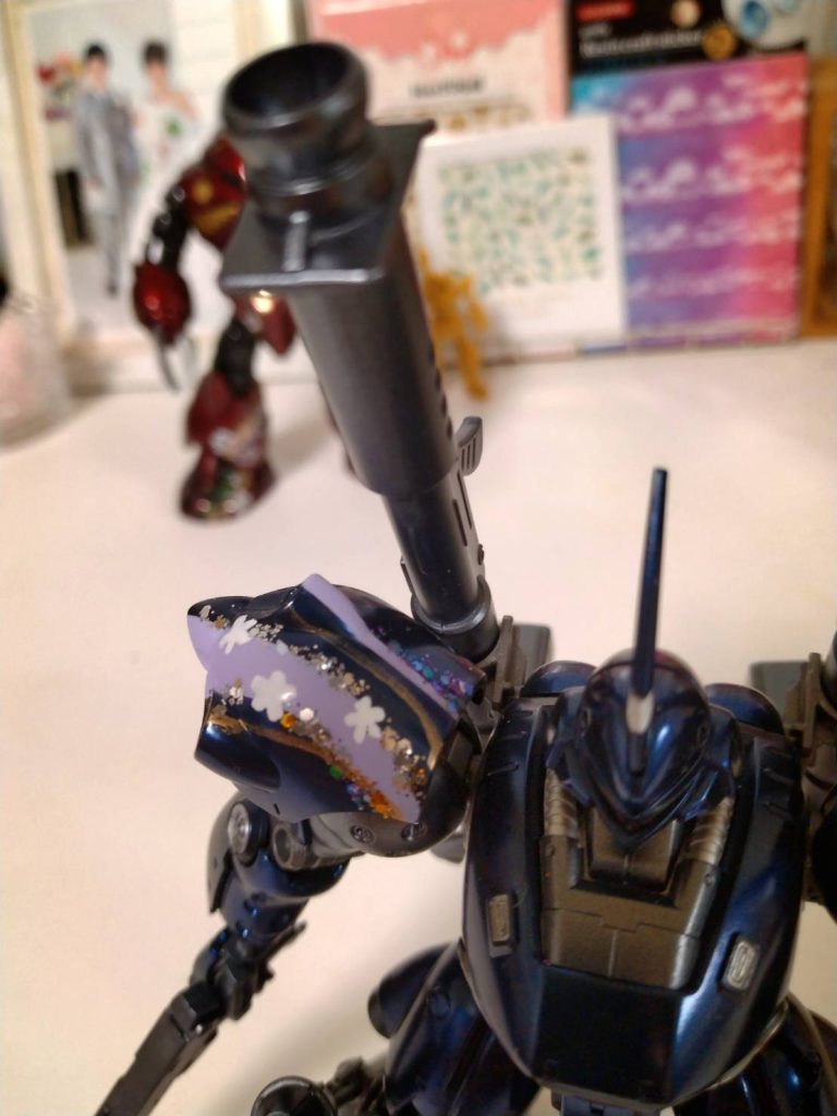 写真では分かりませんが、肉眼で見るとラメがキラキラ凄く綺麗です( •̀ω•́ )✧