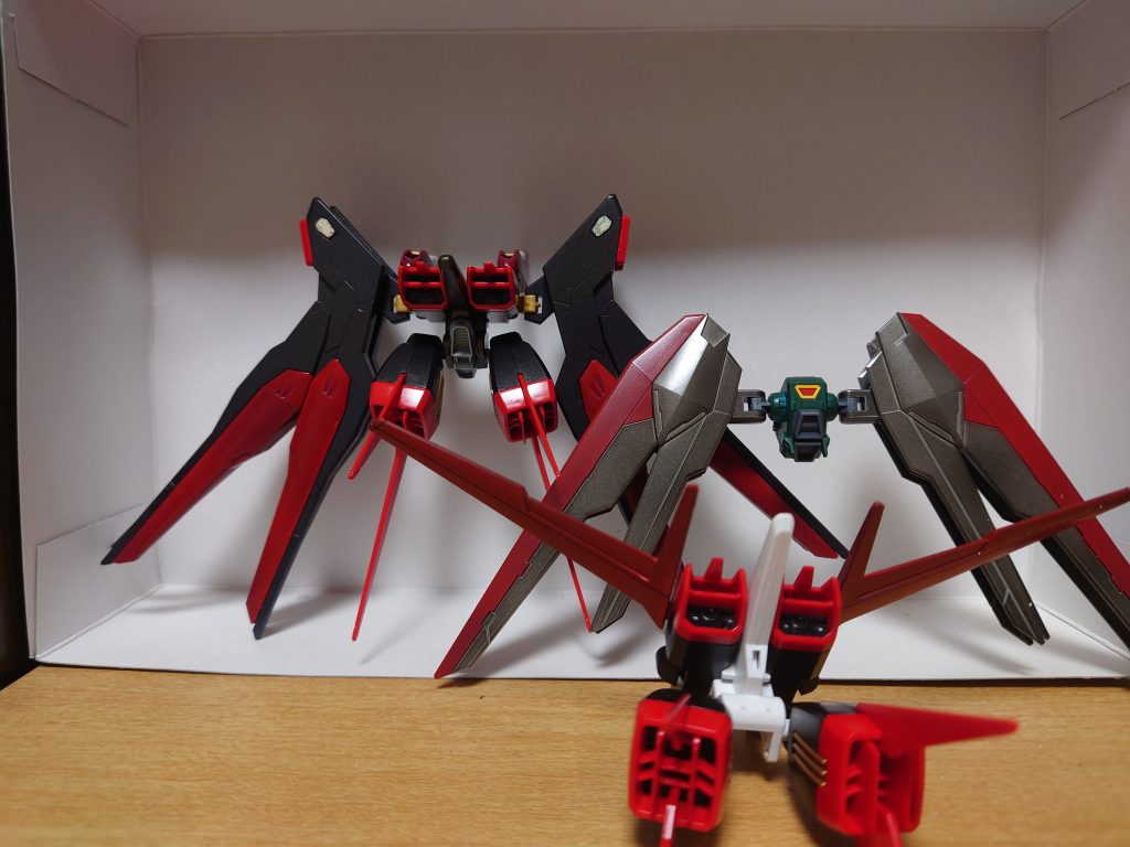 今回制作のストライカーはとりあえず・エールストライカー・エール+ストライクフリーダムのドラグーン+∞           ジャスティスのハイパーフォルティスビーム砲を足し算したもの。・フリーダムの背部ユニットをそのままストライカーとして採用となってます。