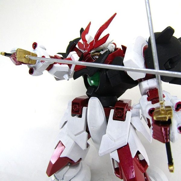 GN-X Astray レッドフレーム