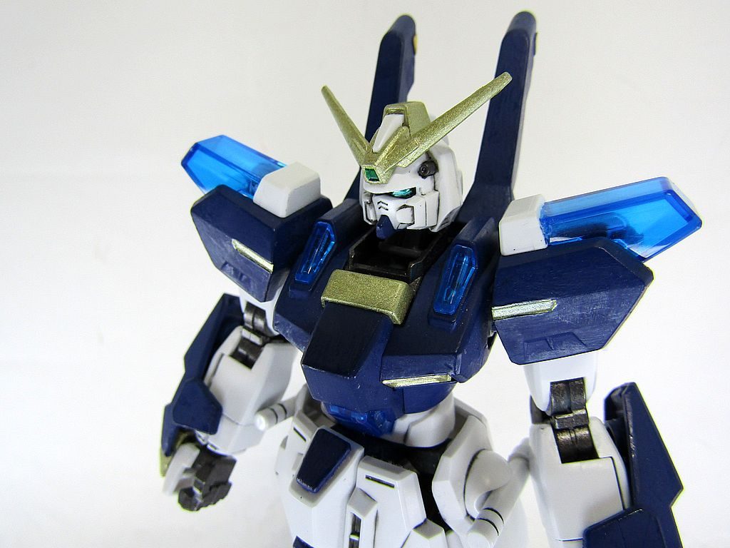 いかがでしたでしょうか。青色が似合うと思って塗っていたら、ビルドバーニングのパンチエフェクトも似合いそうと。どこからともなくあるセリフが浮かんでくるとともに、「LONELY WAY~」という幻聴が‥‥‥。そんなこんなで5号機の設定を考えた次第です。マークツーの武装も似合うので、UC風にもう少しいじってみたいと思います。