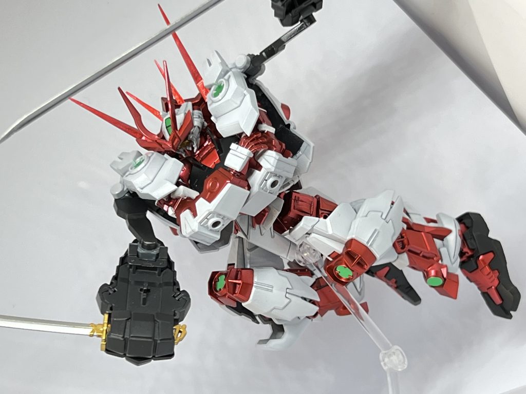 格闘前派生。左手の粒子発勁手首も作ったので、組み合わせて腕組みっぽく。複腕の上腕側はプラ板で裏側を塞ぎました。