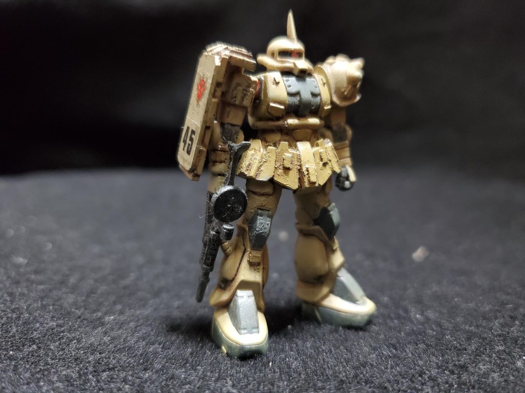 プラ板あちこち貼り付け  