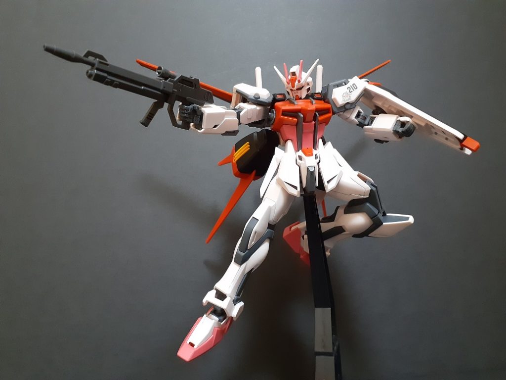 放映当時のHGストライクは作ったことありますが進歩しすぎてびっくりする