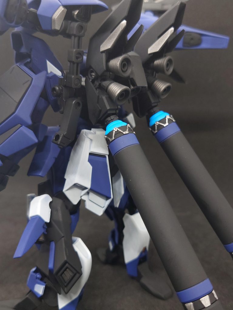 背部スラスター&プロペラント・タンク腰部スラスター脚部スラスター 