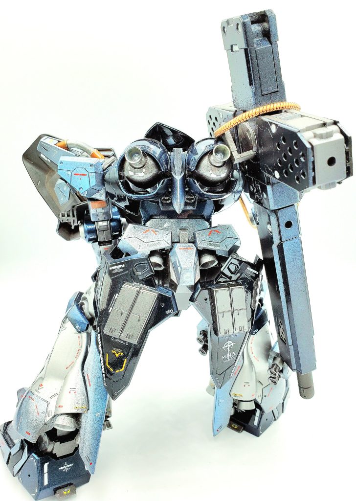 男なら背中で語れって感じでﾊﾟｼｬﾘ