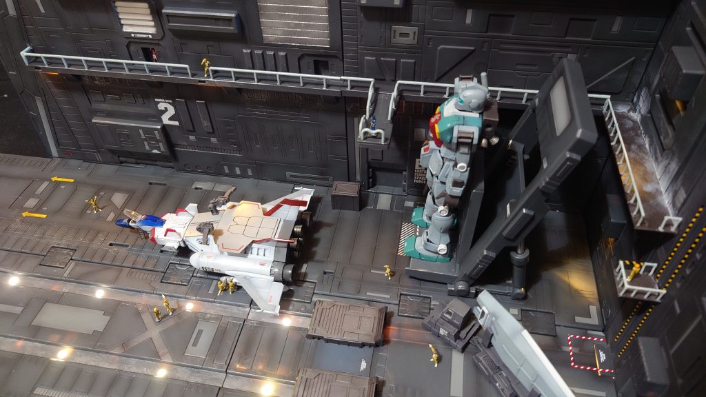 100均のLEDで電飾を施してみました。電飾を付けるといい感じになりますね。