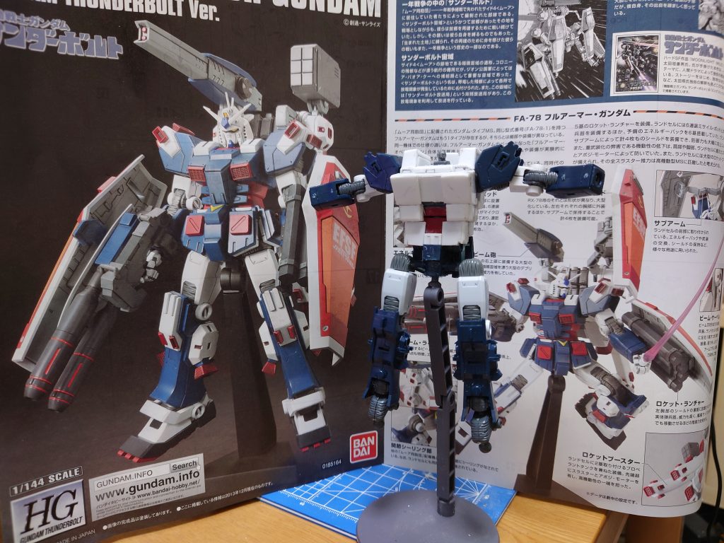 初回版だしもったいないかな〜と思いながらプラバン貼ってなんとなく検討開始