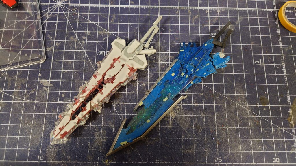 タクティカルアームズは前回のモノよりさらに小型化してます。青枠のはバグって不完全なモノに対し、赤枠はチートで生成されたってことにしてます。はい。