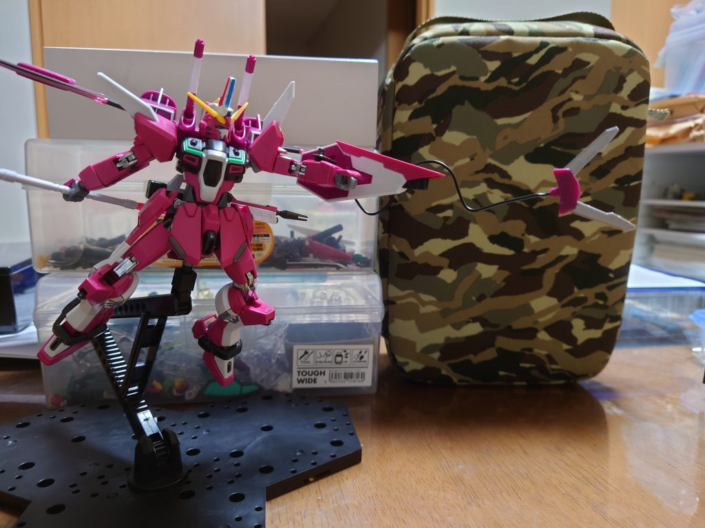 ポーズ3意外とリード線が垂れなかった