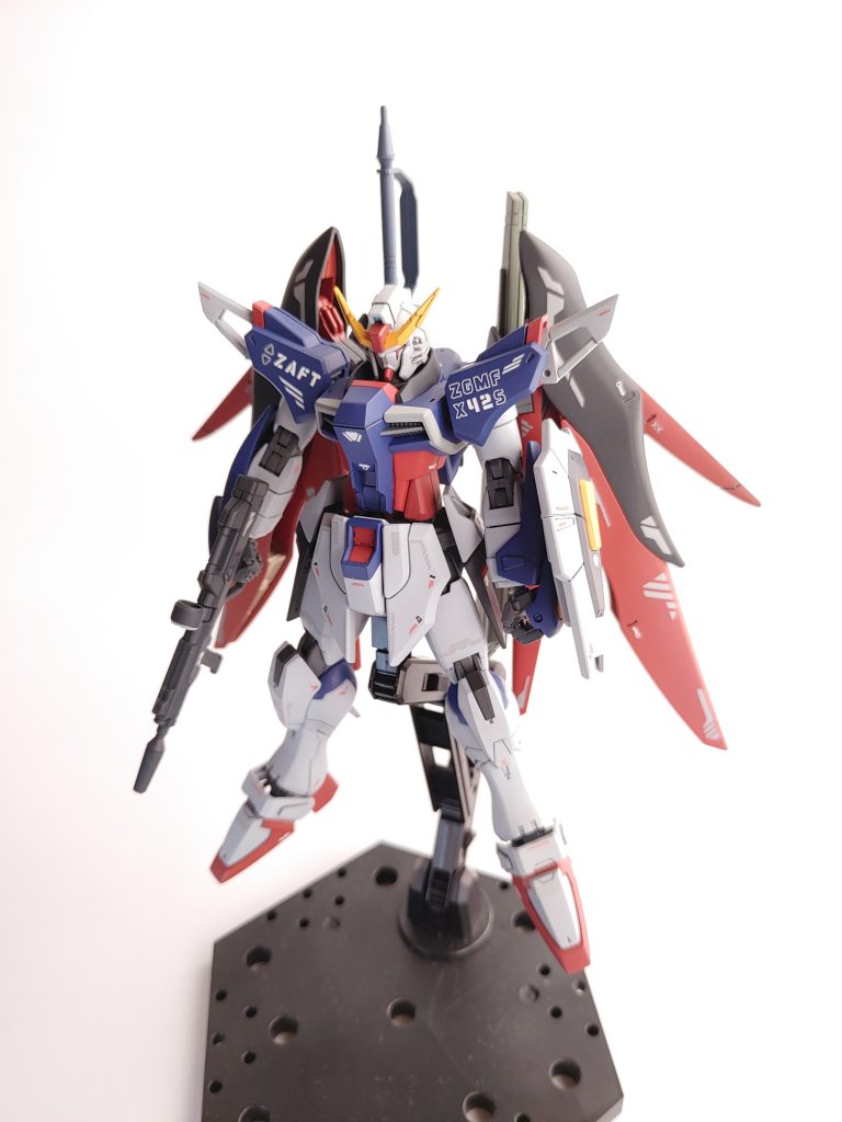 HGCEディスティニーガンダム–4枚目/制作者：YAKISOBA