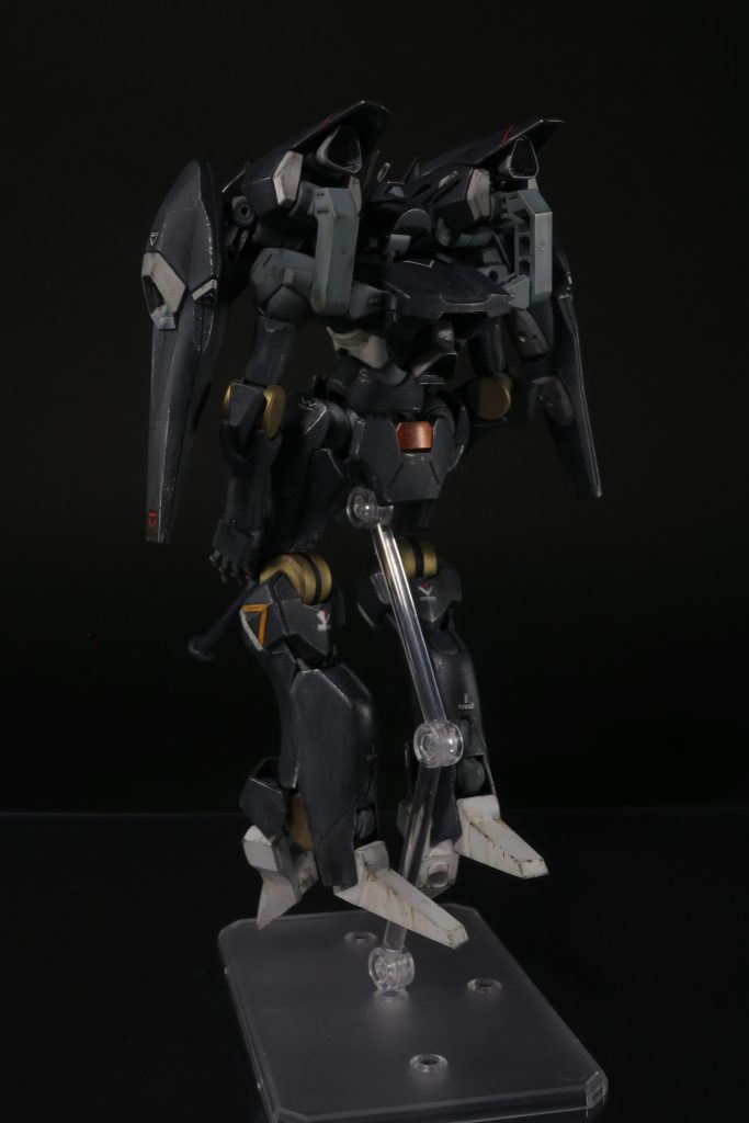 デカールは専用のガンダムデカール。