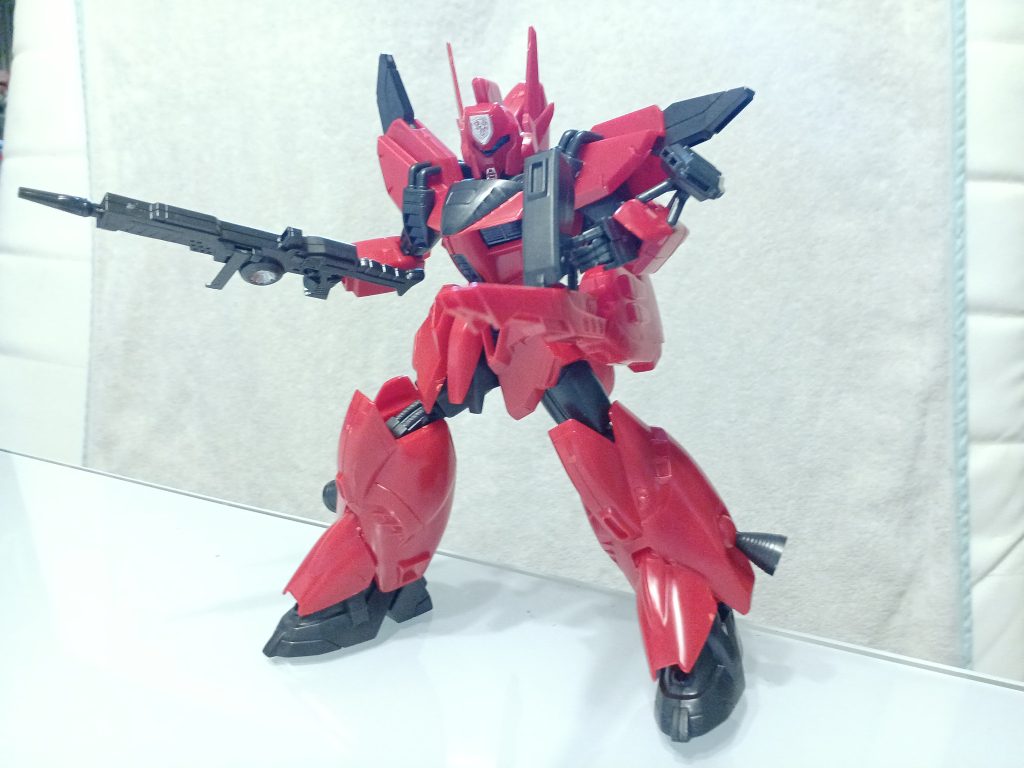 なんとぉ!ちなみにビギナゼラは、アナハイムからF90 、91あたりの情報をこの機体の製造元のブッホコンツェルンに密輸して開発したらしいですよ!デナンゾンとかダギイルスとかホシイナー!