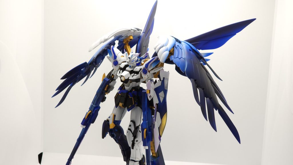 全体写真上手いこと撮影ブースに入らずに綺麗に撮れない…デカールは控えめにしました