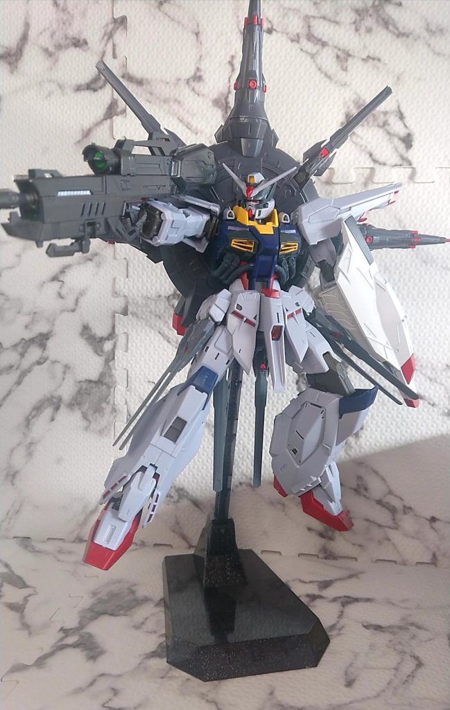 とても欲しかった機体なので完成して舞い上がってスミ入れ忘れました😅