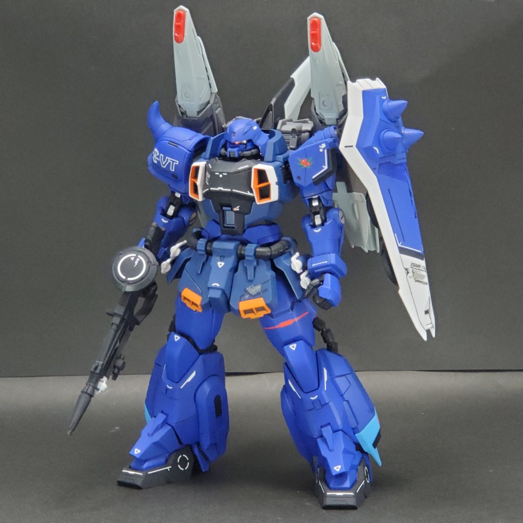 ブレイズウィザード装備ブレイズウィザードは未塗装です。シホ機はブレイズ装備なので、この状態がデフォルトかなぁってところですね。