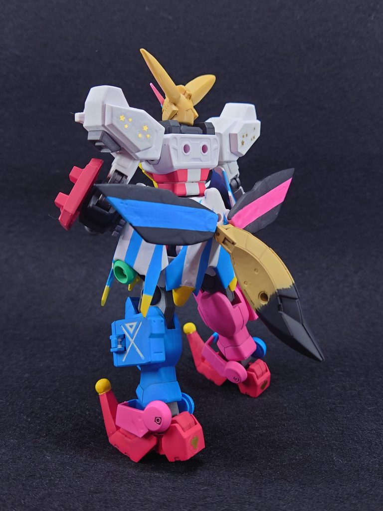 リボンをパテで盛ってリボン型にしてみました盛りとヤスリが足りなくで凸凹になってしまいました...