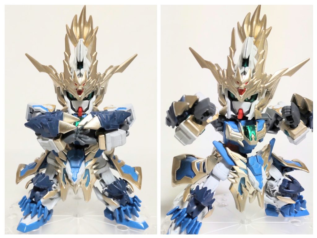 バックパックを外した状態。素体はわりとシンプルです。上半身がデカいので、下半身は元キットよりボリュームアップしてバランスをとるようにしました。口のスリットはパテで埋めました。