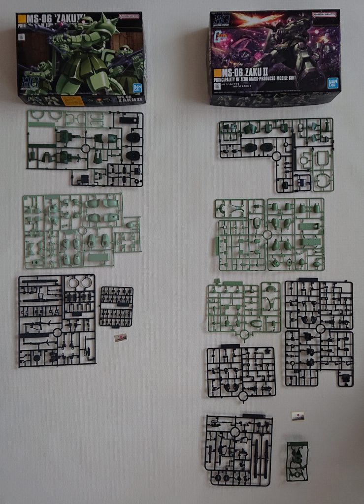 （左HG40番、右HG241番）値段に比例してパーツも比例。それにしても、箱絵がカッコいいなぁ😁出来上がり次第に捨てますが。