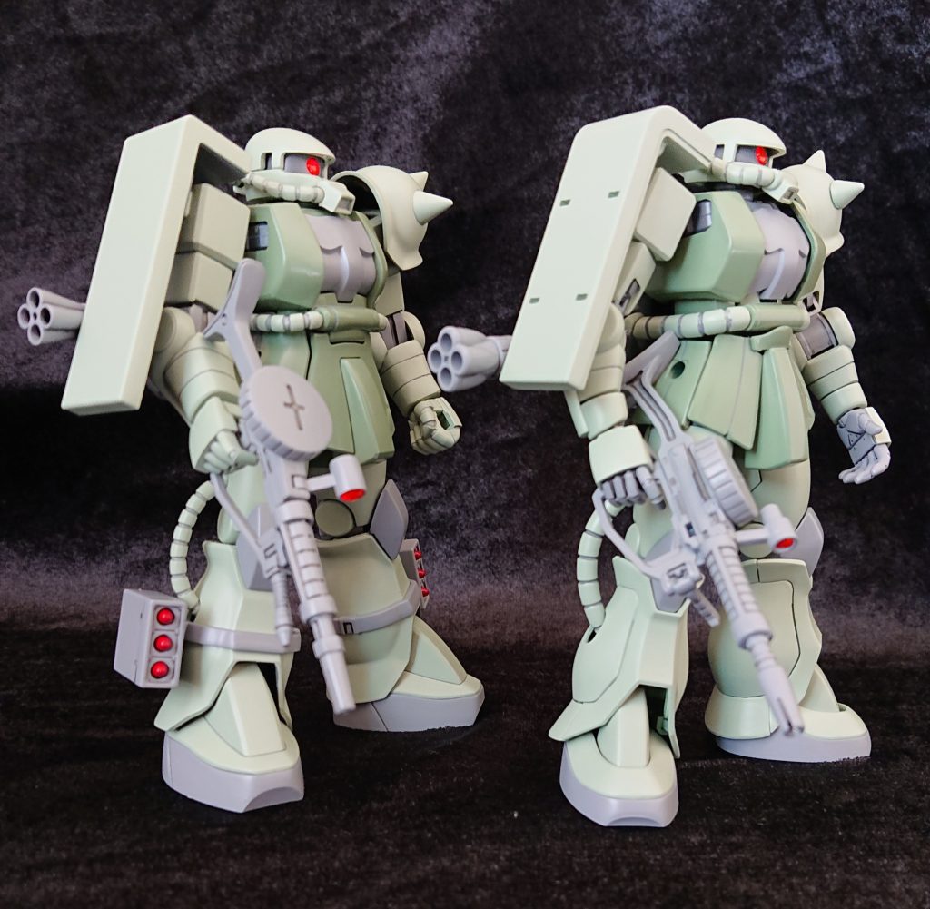 （左HG40番、右HG241番）昔は指の色は機体色だったそうな😅初めて知った。