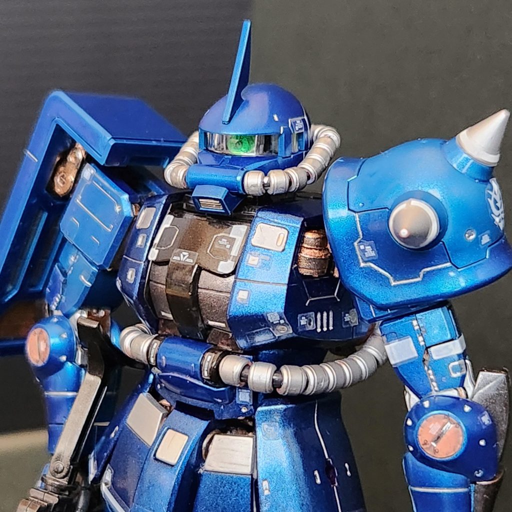 ということで改修、再塗装されて再び戦場へ送り出されたという設定で製作しました。