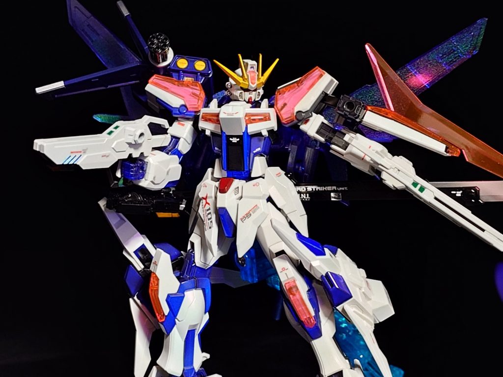 フレームには蛍光塗料を使ってRG発動をイメージしてます。