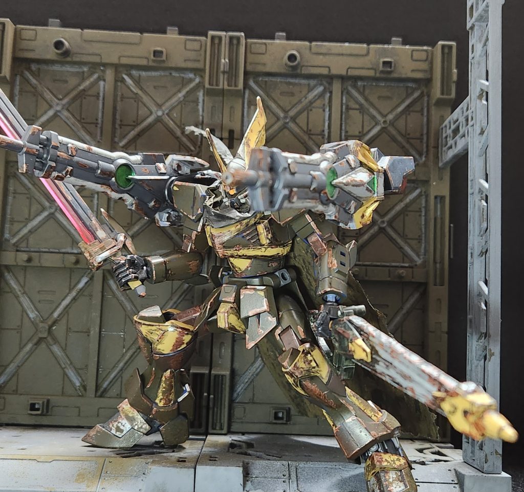 トップコート用を買いに出た先で思わず衝動買いしたシグーディープアームズです!やっぱでかいキャノンついてるとカッケーすわ。武装は接近戦用に団長機の余りを持たせ大剣二刀流に(団長機が何かバレるw)さて次は政府側設定で何かあげますかね。したらな!