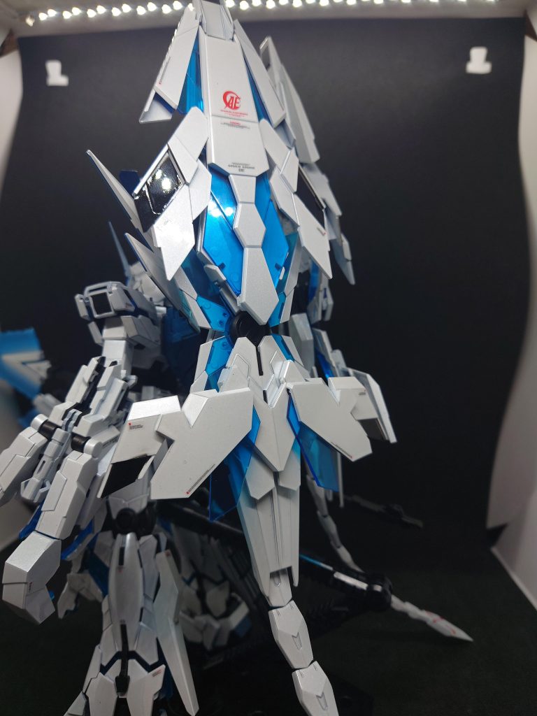 アームド・アーマーDE黒い部分は塗分けしてます。AEのステッカーは擦って貼り付けるタイプで普段のマーキングシールやデカールと違って初めてのタイプでしたがキレイに貼り付けれたのでヨシ！👈