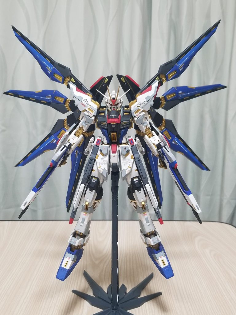 HG派の私としては、思っていた以上にデカいです。