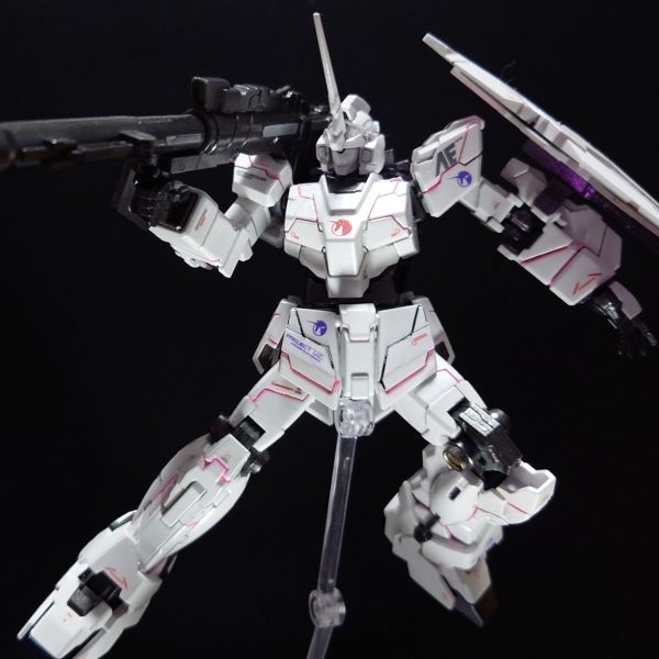 HGUCユニコーンガンダム を作り直し！パール調＆蛍光ピンクでスミ入れ