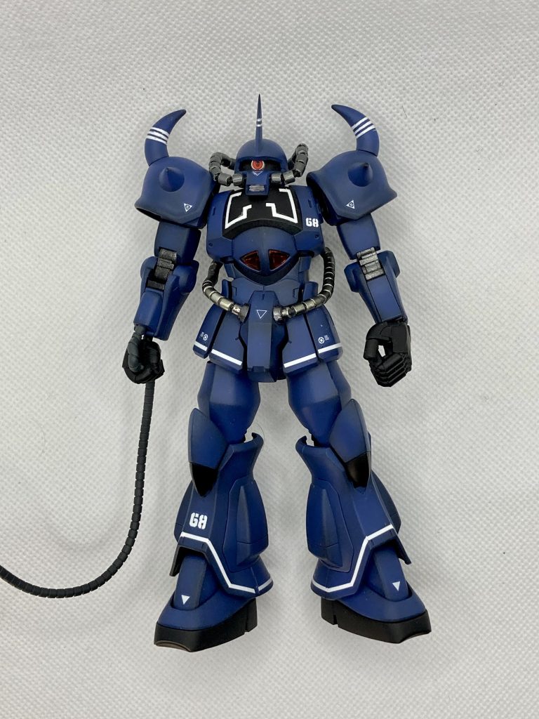 グフ本体はほぼ無改造です旧HGUC版と比べると素組でも十分にかっこいいグフになりますドダイに乗せるため、足の中にマグネットを入れていますモノアイと動力パイプのみパーツを置き換えてディテールアップしています