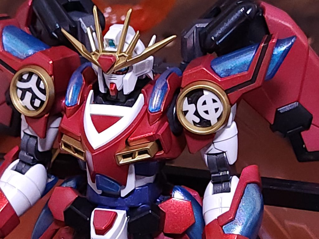 正直どうなの?の炎と神の部分ですが、UVレジンで半球状に立体化することで、見映え良くなりました。