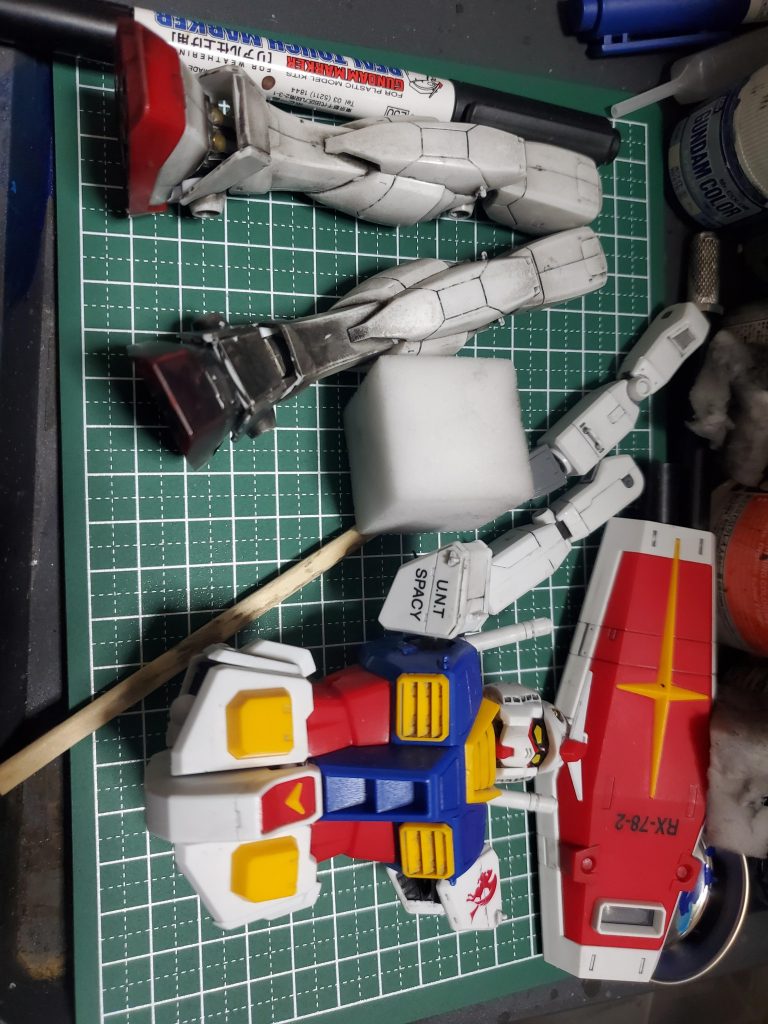 仕上げはお手軽にリアルタッチマーカーで