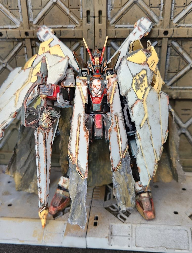 「最終確認終了ッス!何時でも行けるッス!」「団長!機影2!例の双子です!」双子……あのふざけた2機か。「各員に通達」