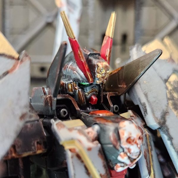 反逆の鉄錆(鉄錆団団長機クロスボーンガンダムX-0フルクロス)