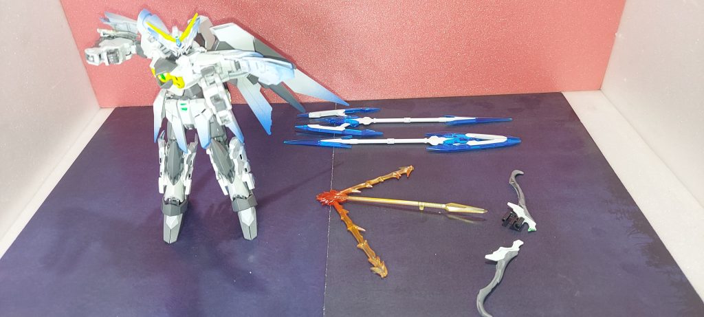 拘りの武装で弓を作っていたけど持たせた瞬間折れた。😢ついでに心も折れました。