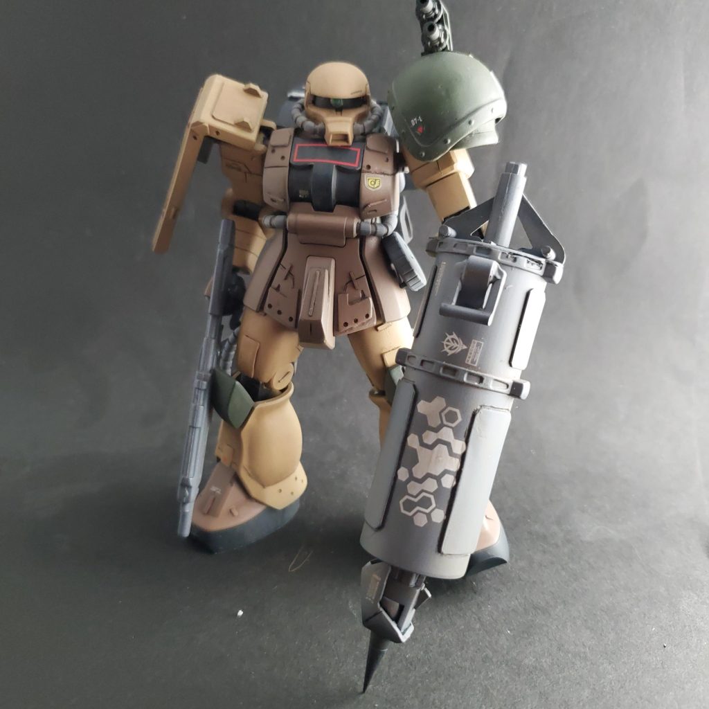 パイルバンカーは現地技術班の突貫作業により制作。まさに戦場のジャンクパーツで完成させた。敵の基地、砲台を接近戦で破壊する。