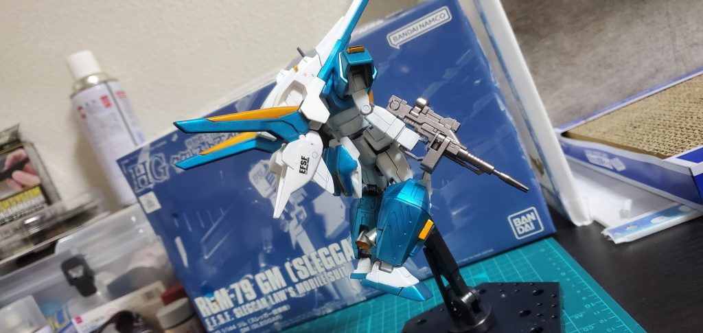 くどくない程度にデカール貼り