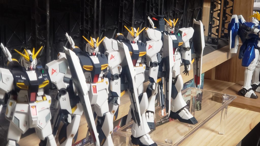 EGとの比較！左からEG 全塗装　→EG簡単フィッシュ　→EGすぐみ　→HG簡単フィッシュ