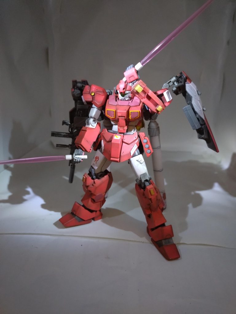 ビームサーベルによる近接戦闘にて、敵を殲滅。カイ・シデンと、ハヤト・コバヤシによる支援は言うまでもありません。…以上、茶番でした…ありがとうございました。