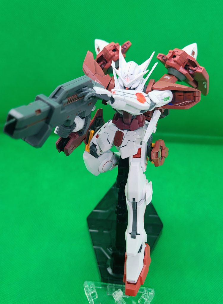 「NGN-撹乱粒子,トリモチ,消化薬拡散砲」弾を変える事によって粒子撹乱、捕縛、消化が可能な大型砲。「戦えないのなら下がれ…！！」