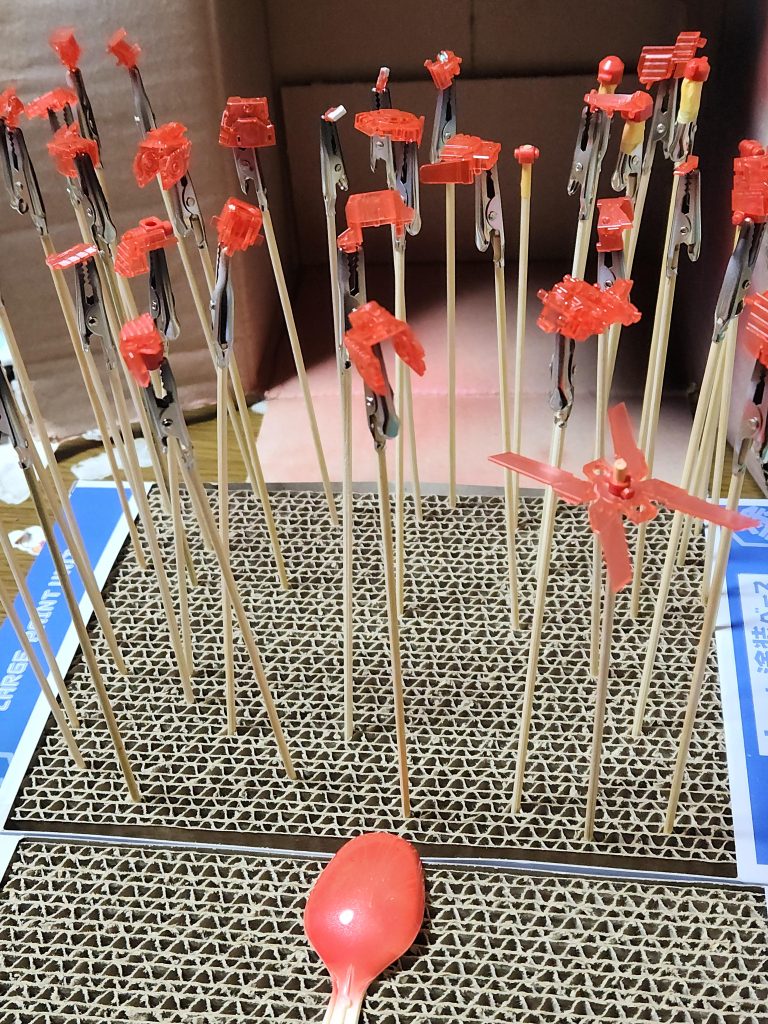 水性ホビーカラー　ステラレッドにて塗装