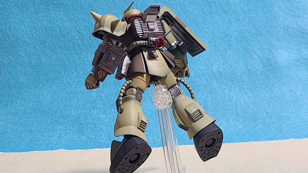 評価試験機が完成すると、直ちに実践投入された。前期型で既に砂漠地帯など足場の弱い条件下での優れた機動性能を発揮していたデザートタイプではあるが、大型スラスターを装備した本機は更なる向上がなされていた。