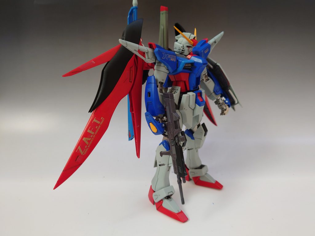 デスティニーガンダム–2枚目/制作者：モモのしん