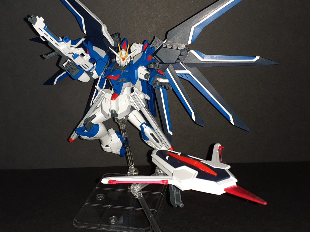 フラッシュエッジ3シールドブーメランはそのままだとスタンドに取り付けられないので