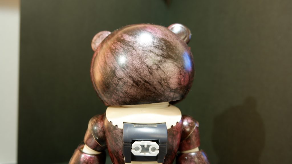 後ろから見ると大理石感ある 