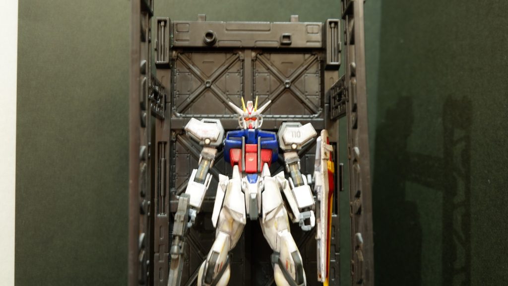 EG ストライクガンダム–7枚目/制作者：pfm