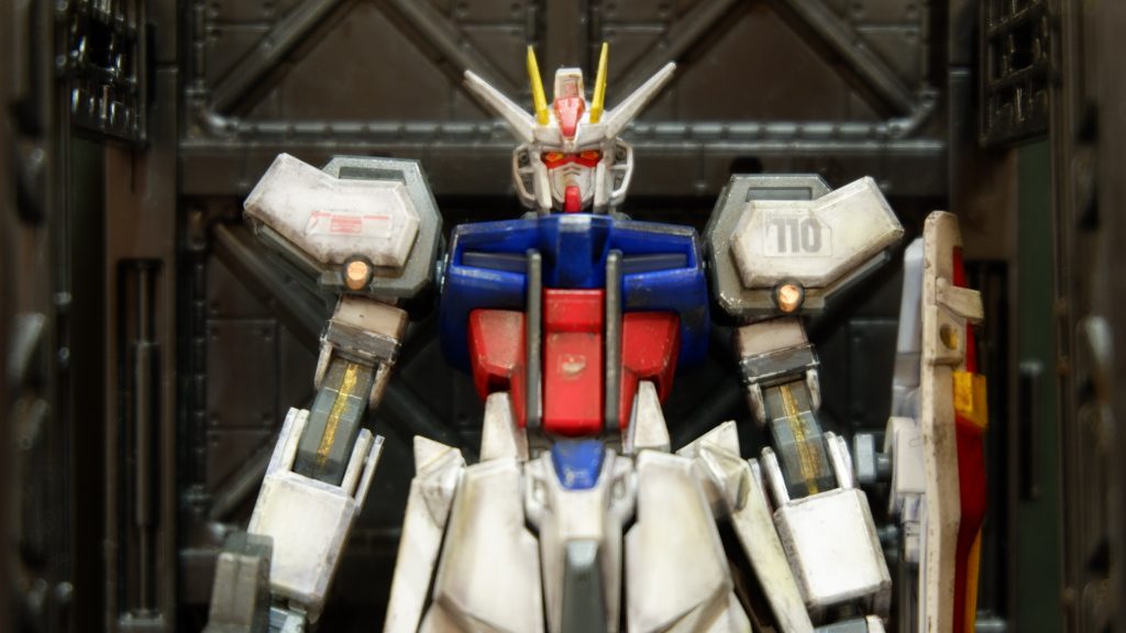 関節とか一部金色にしてます。