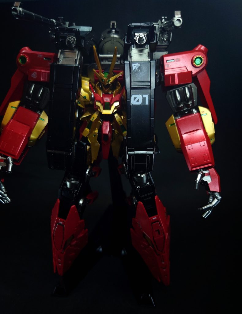 特殊機能 合体クタン双竜型と合体し、ティフォエウスガンダム・キメラとなる。クタン自体と合体する以外にも、射出された武装を装備する事も可能。